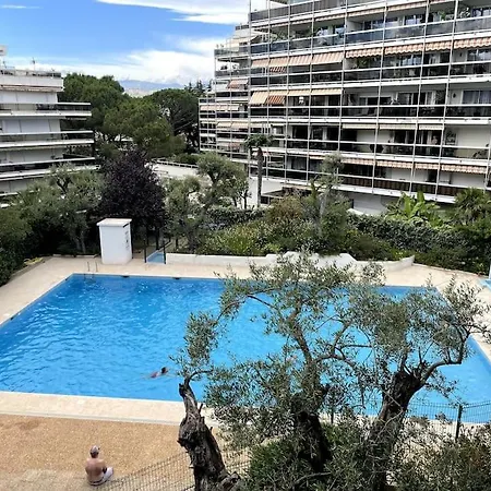 Proche De La Apartment